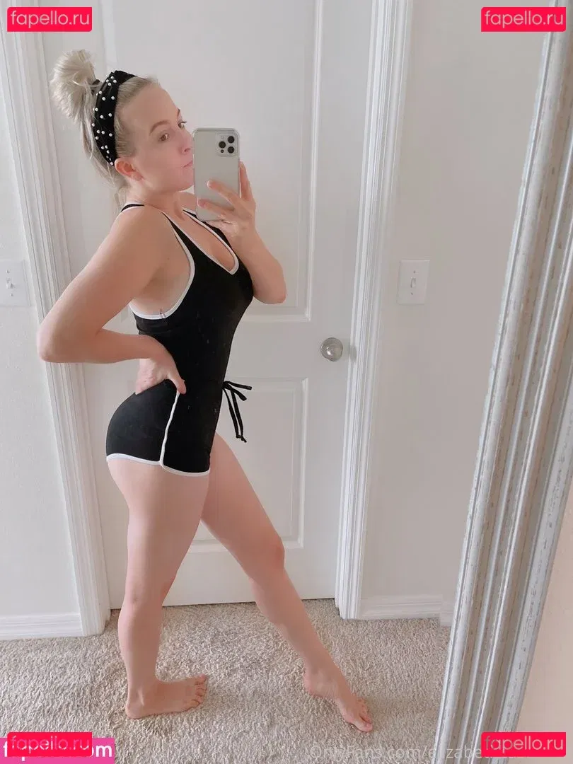 Elizabeth Castravet Onlyfans Photo Gallery 