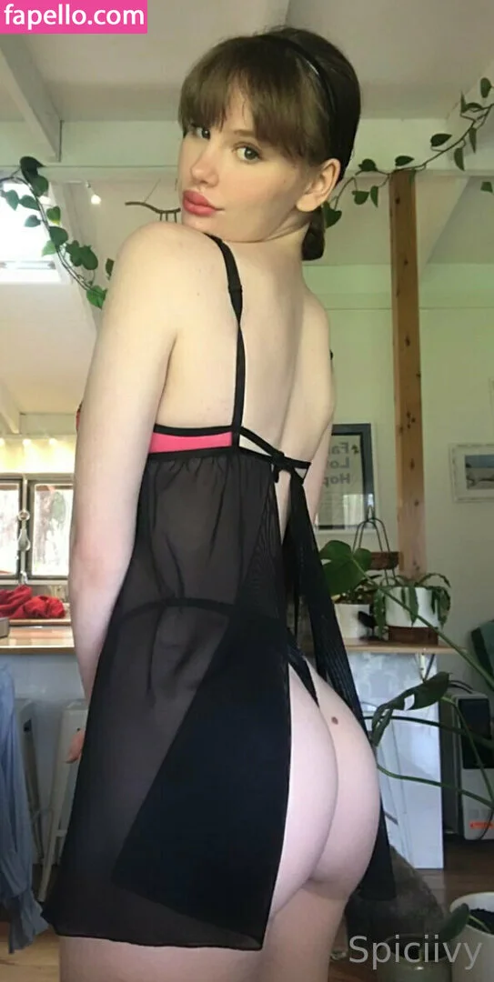 spiciivy Onlyfans Photo Gallery 