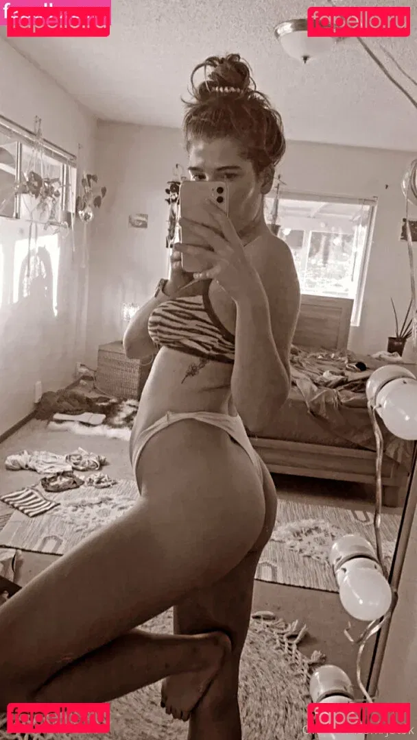 josiemcgovernfree Onlyfans Photo Gallery 