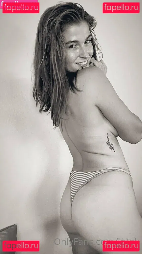 josiemcgovernfree Onlyfans Photo Gallery 