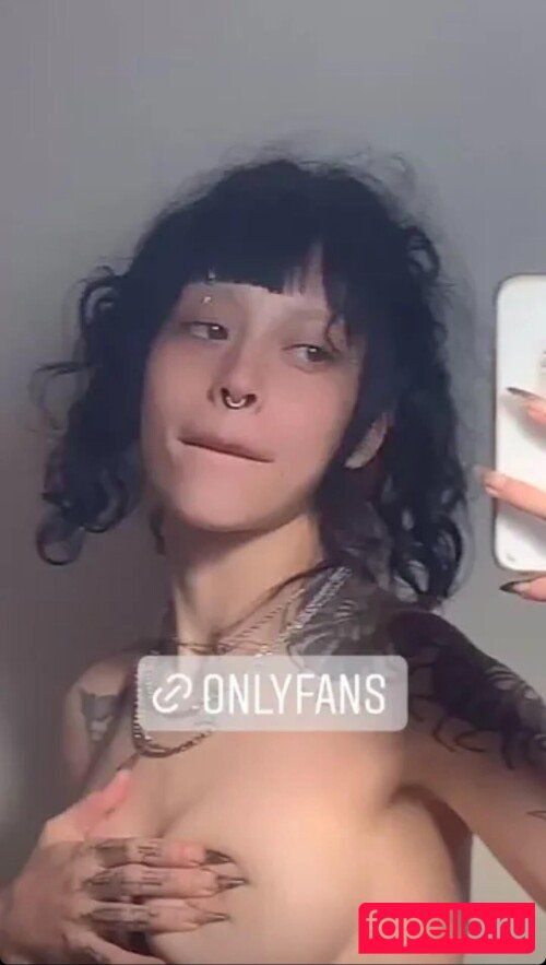 Strychniness Onlyfans Photo Gallery 