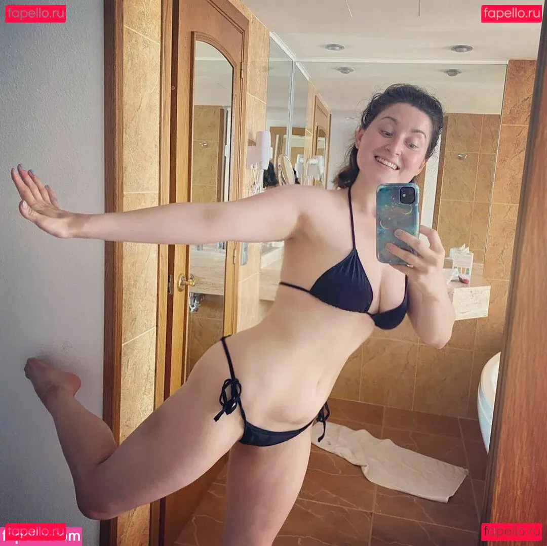 Rebecca Gilliland Onlyfans Photo Gallery 