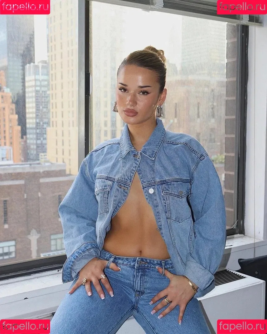 Isabelle Clarke Onlyfans Photo Gallery 