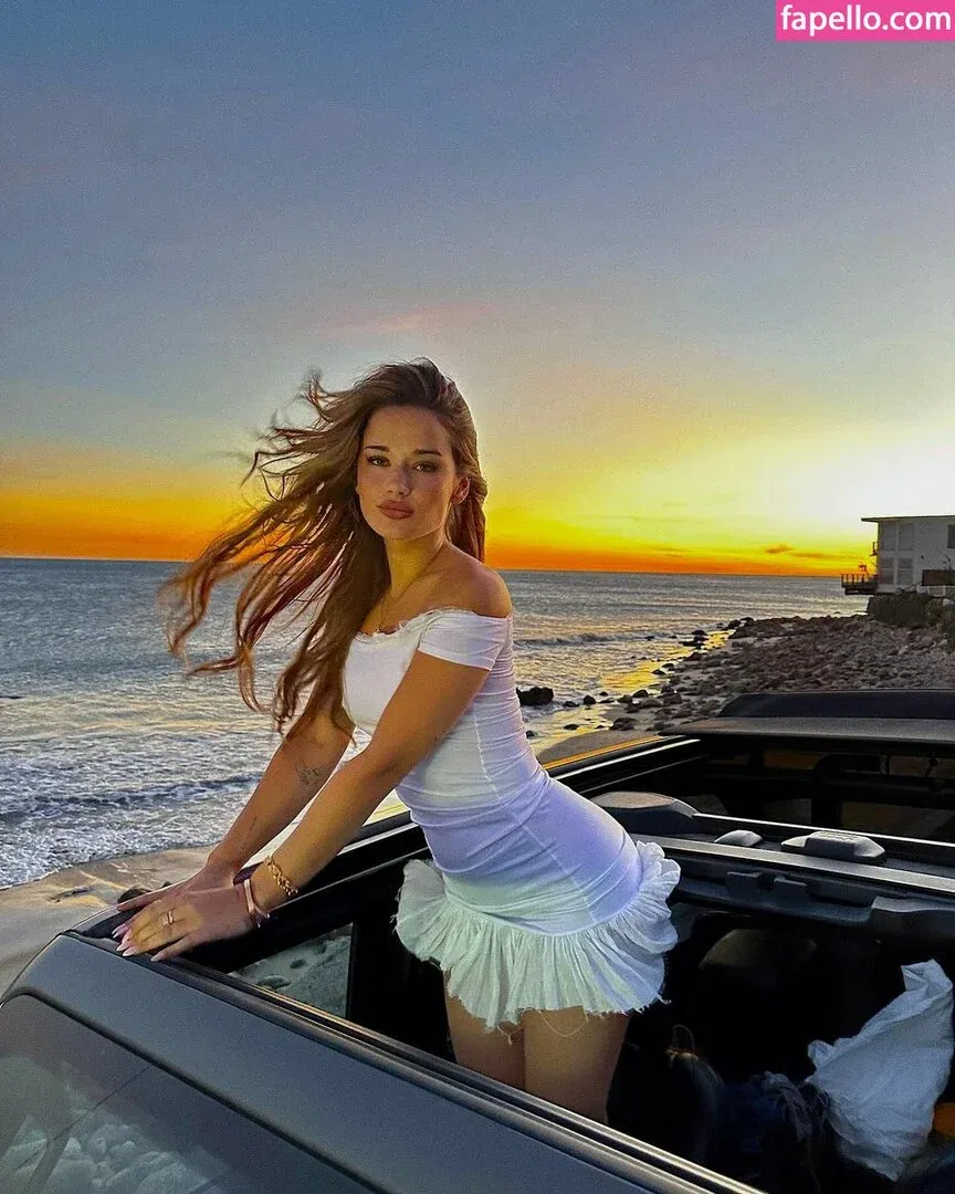 Isabelle Clarke Onlyfans Photo Gallery 