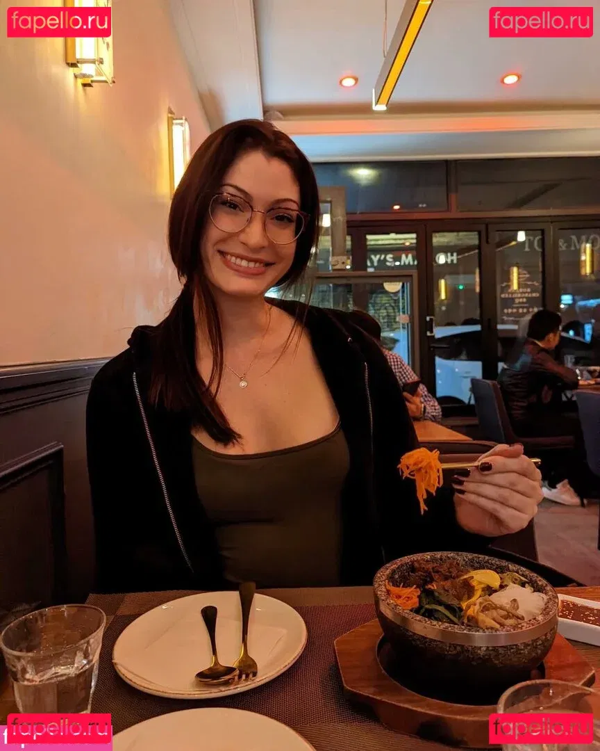 Kimberly Apasara Thomas Onlyfans Photo Gallery 