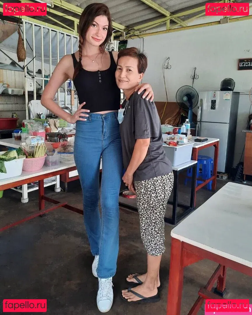 Kimberly Apasara Thomas Onlyfans Photo Gallery 