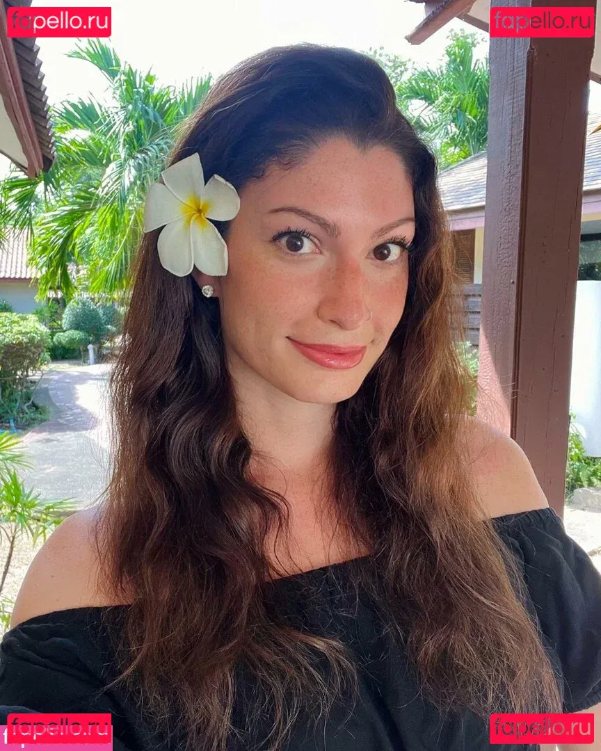 Kimberly Apasara Thomas Onlyfans Photo Gallery 