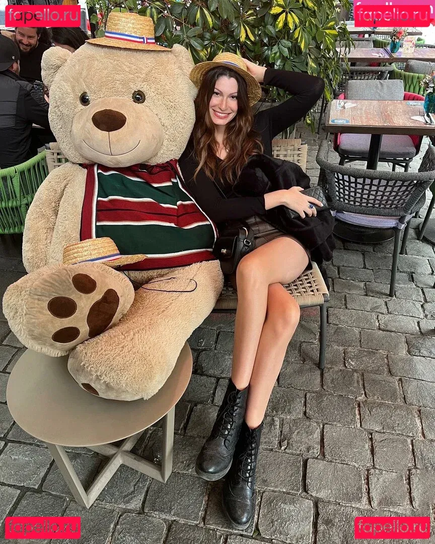 Kimberly Apasara Thomas Onlyfans Photo Gallery 