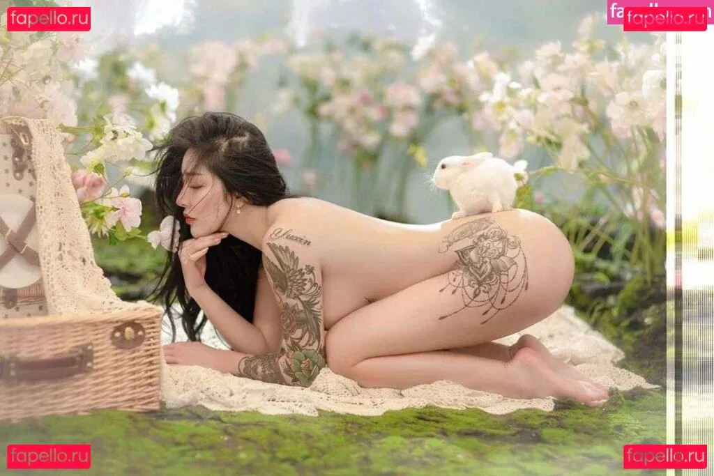 Sangyuxin Hitomi Onlyfans Photo Gallery 