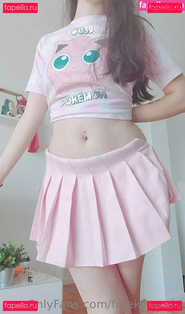 freekerocchi Onlyfans Photo Gallery 