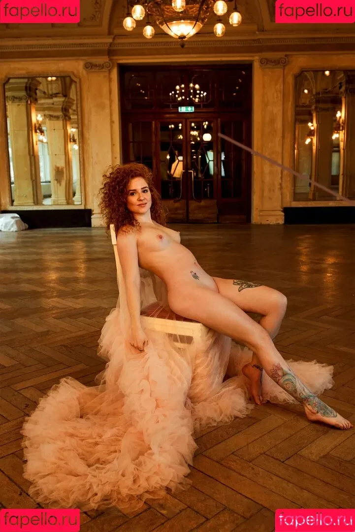 Sarah Hannemann Onlyfans Photo Gallery 