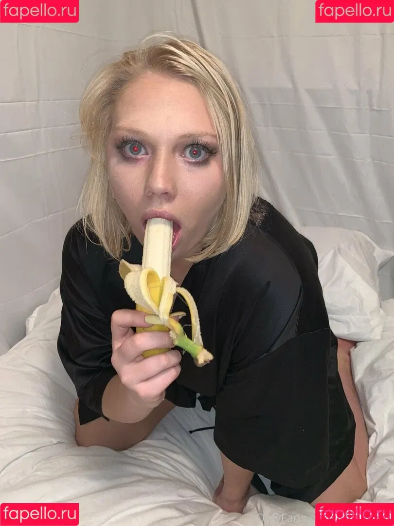 lily_devine Onlyfans Photo Gallery 