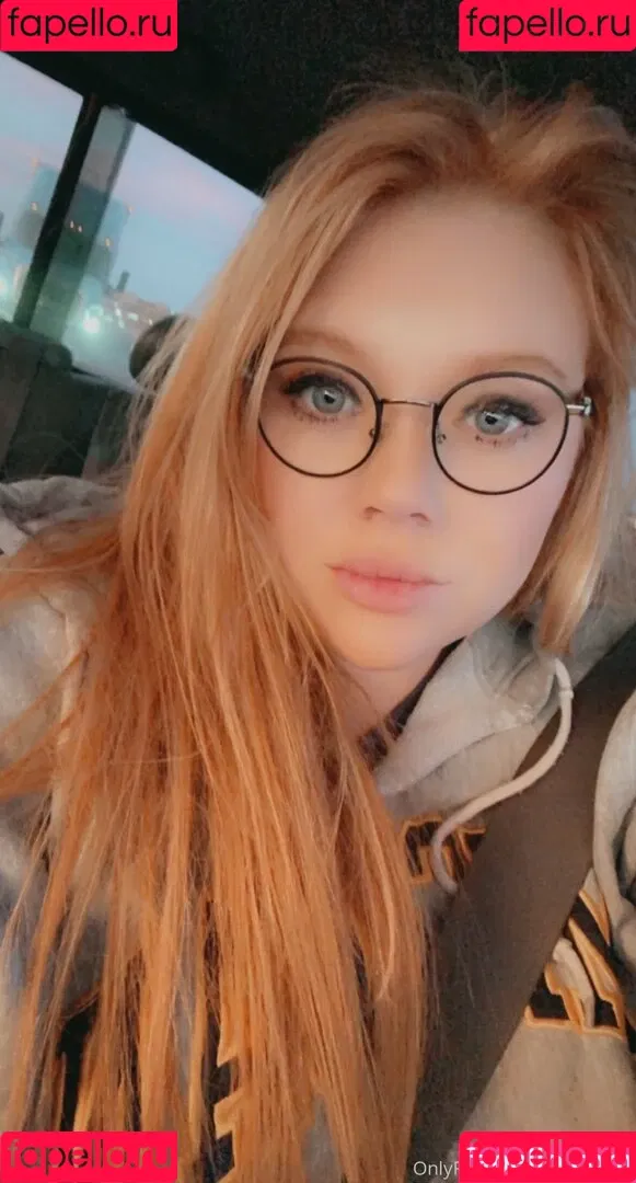 lily_devine Onlyfans Photo Gallery 