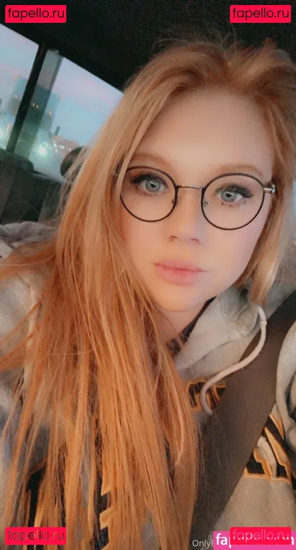 lily_devine Onlyfans Photo Gallery 