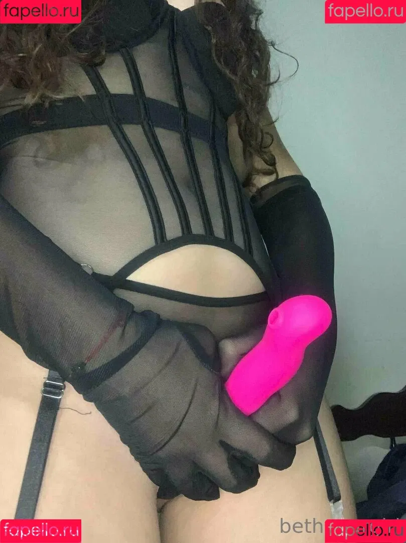 bethyourgirl Onlyfans Photo Gallery 