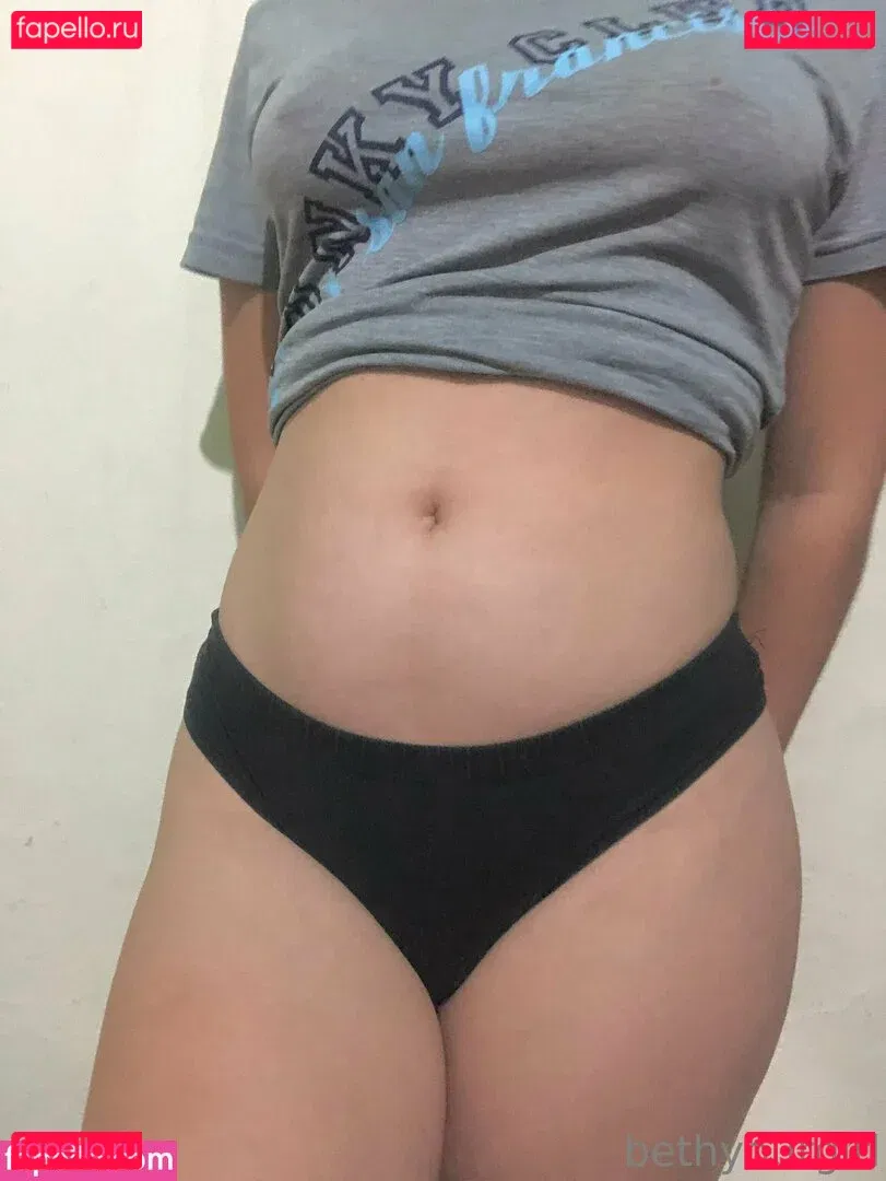 bethyourgirl Onlyfans Photo Gallery 