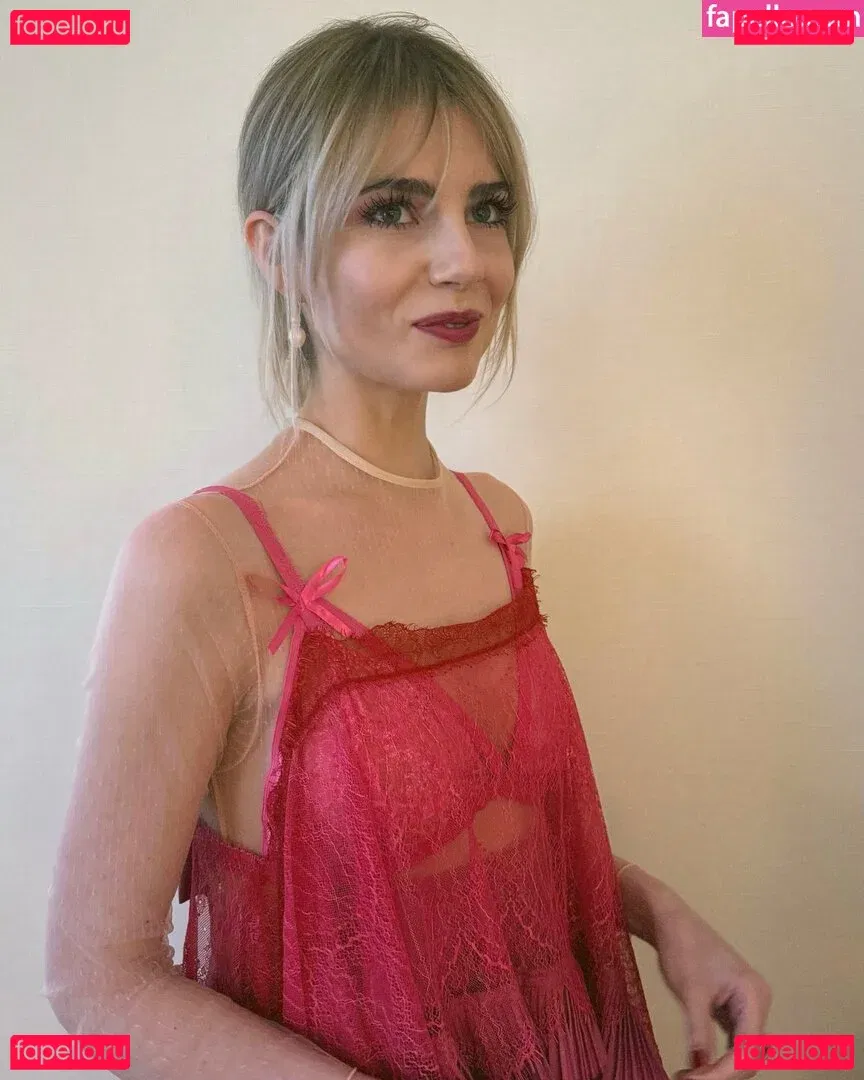 Lucy Boynton Onlyfans Photo Gallery 
