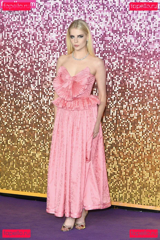 Lucy Boynton Onlyfans Photo Gallery 