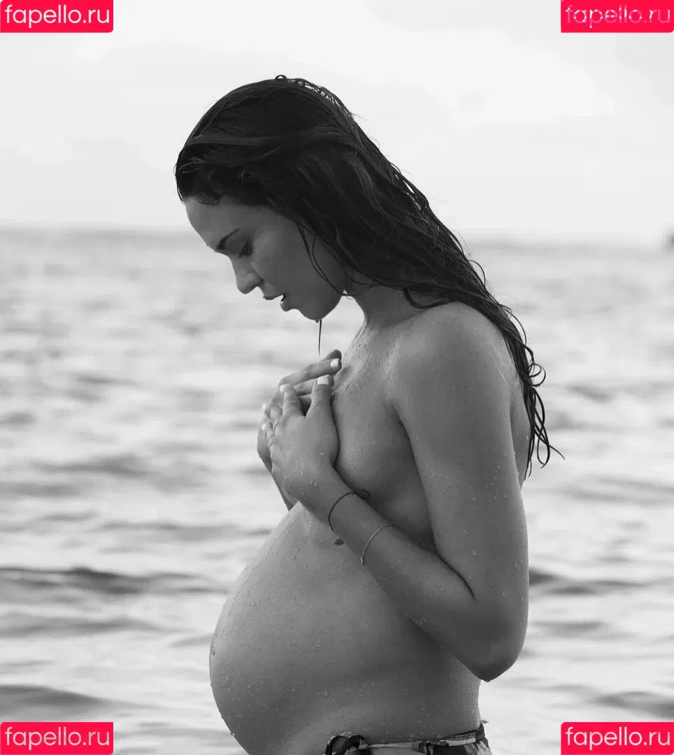 Odette Annable Onlyfans Photo Gallery 