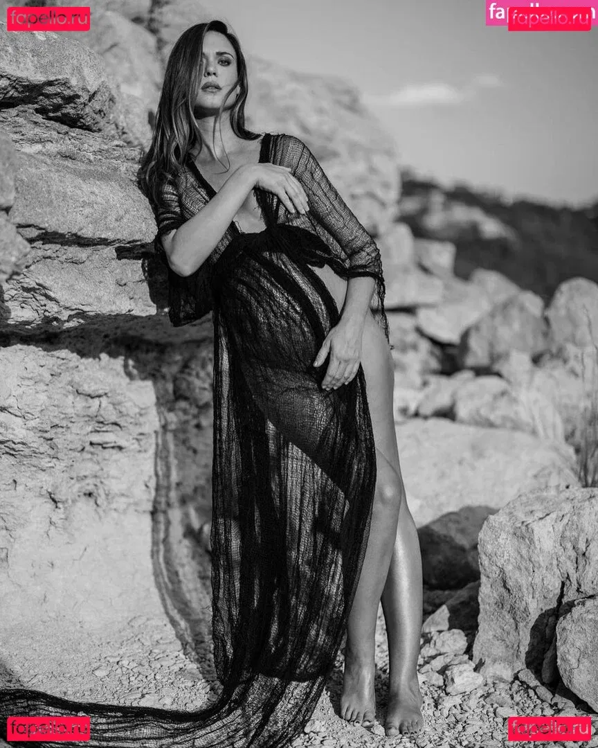 Odette Annable Onlyfans Photo Gallery 