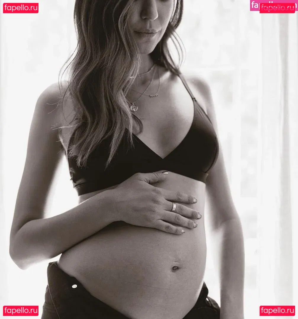 Odette Annable Onlyfans Photo Gallery 