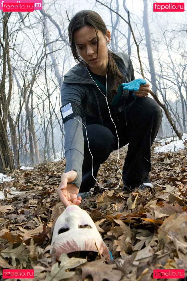 Odette Annable Onlyfans Photo Gallery 