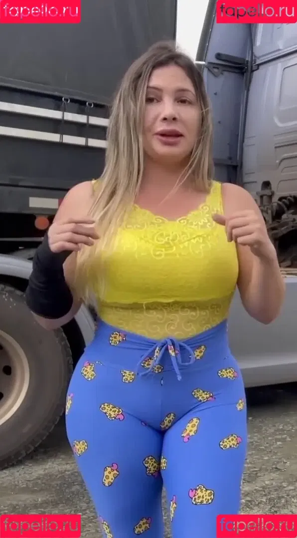 Aline Füchter Ouriques Onlyfans Photo Gallery 