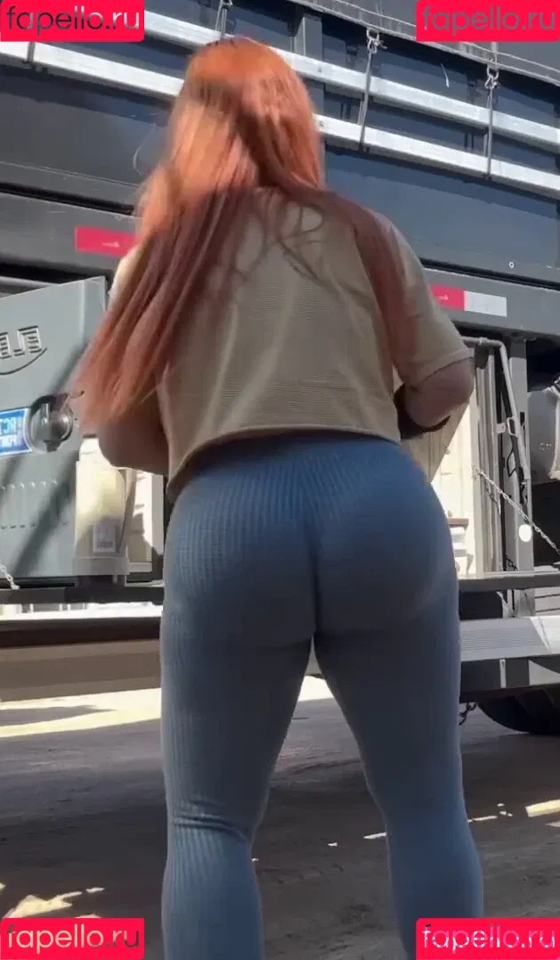 Aline Füchter Ouriques Onlyfans Photo Gallery 