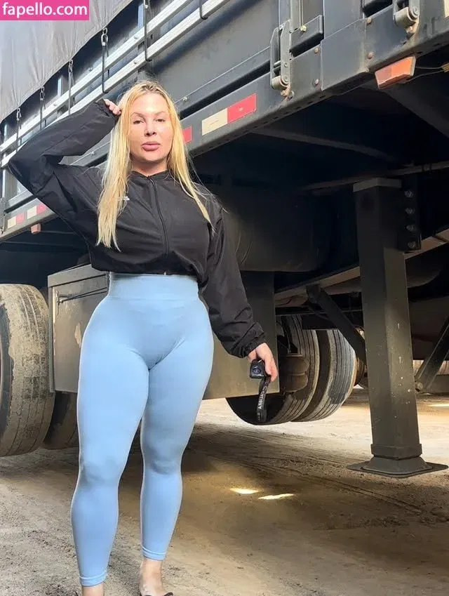 Aline Füchter Ouriques Onlyfans Photo Gallery 