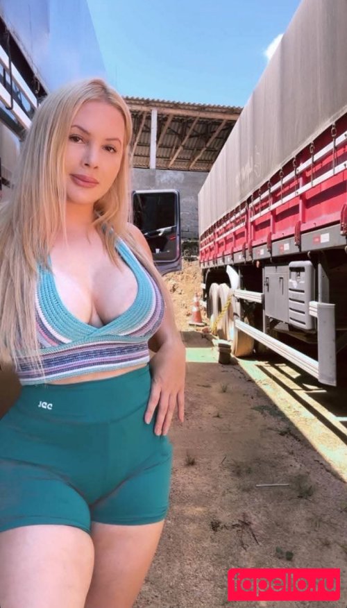 Aline Füchter Ouriques Nude Onlyfans Photo 49