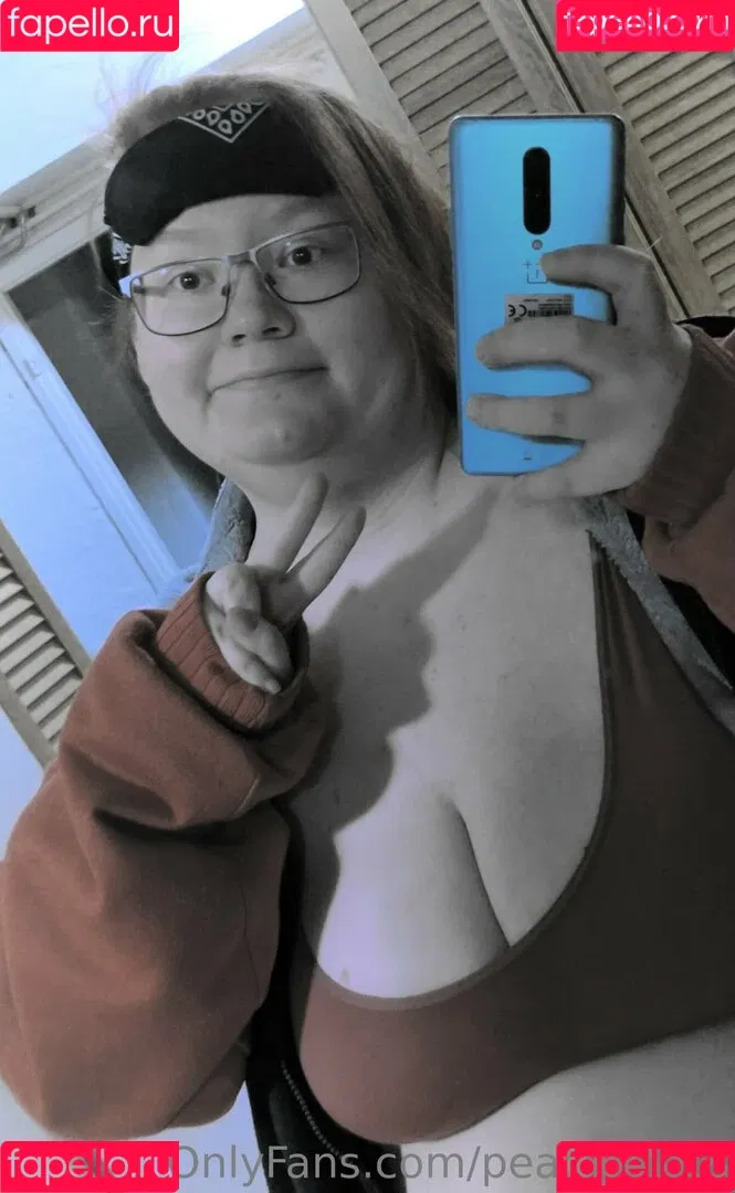 peachycat8 Onlyfans Photo Gallery 