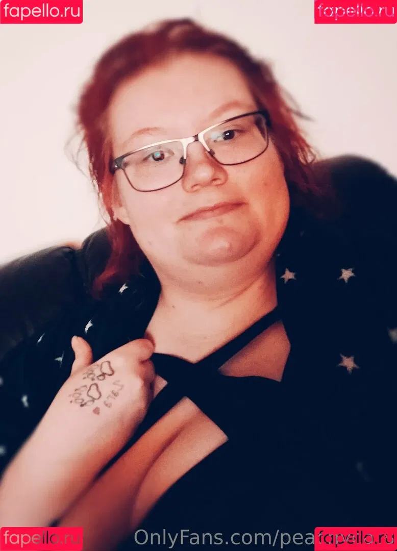 peachycat8 Onlyfans Photo Gallery 