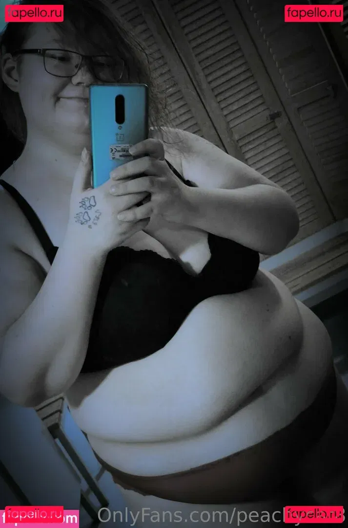 peachycat8 Onlyfans Photo Gallery 