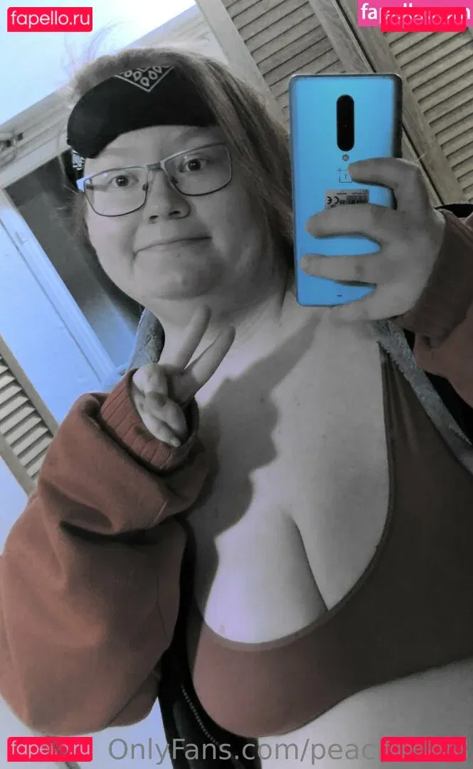 peachycat8 Onlyfans Photo Gallery 