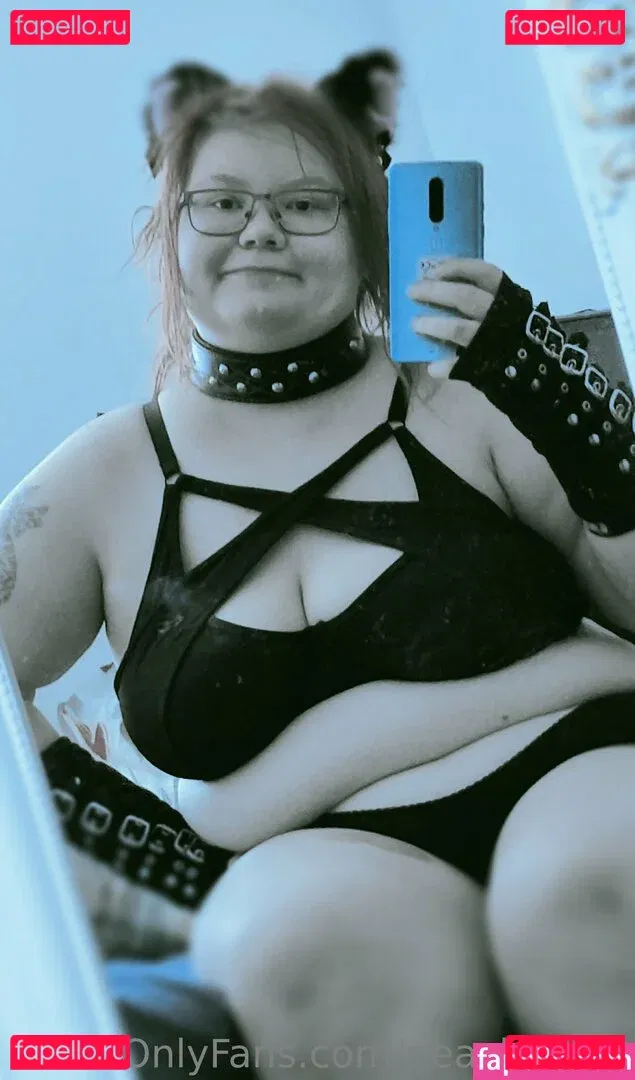 peachycat8 Onlyfans Photo Gallery 