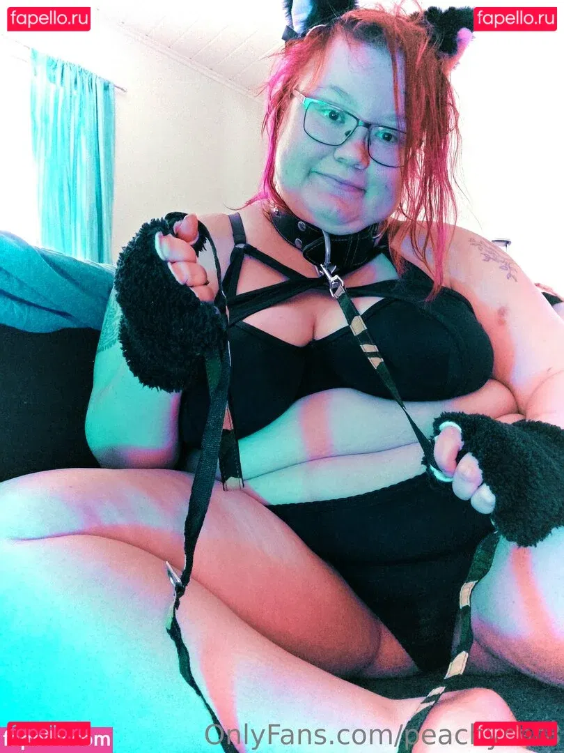 peachycat8 Onlyfans Photo Gallery 