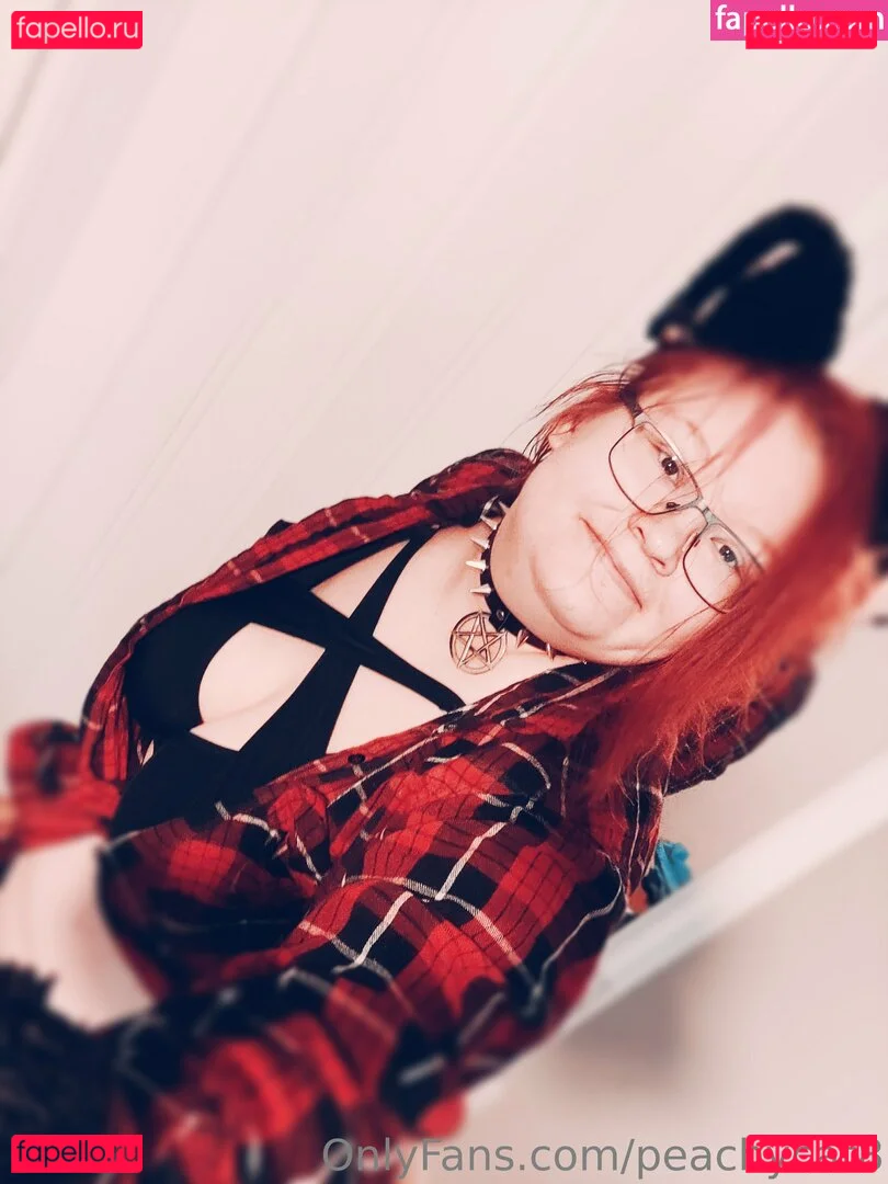 peachycat8 Onlyfans Photo Gallery 