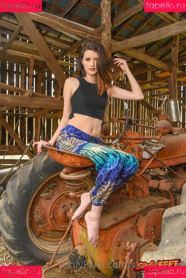 starshroom Onlyfans Photo Gallery 