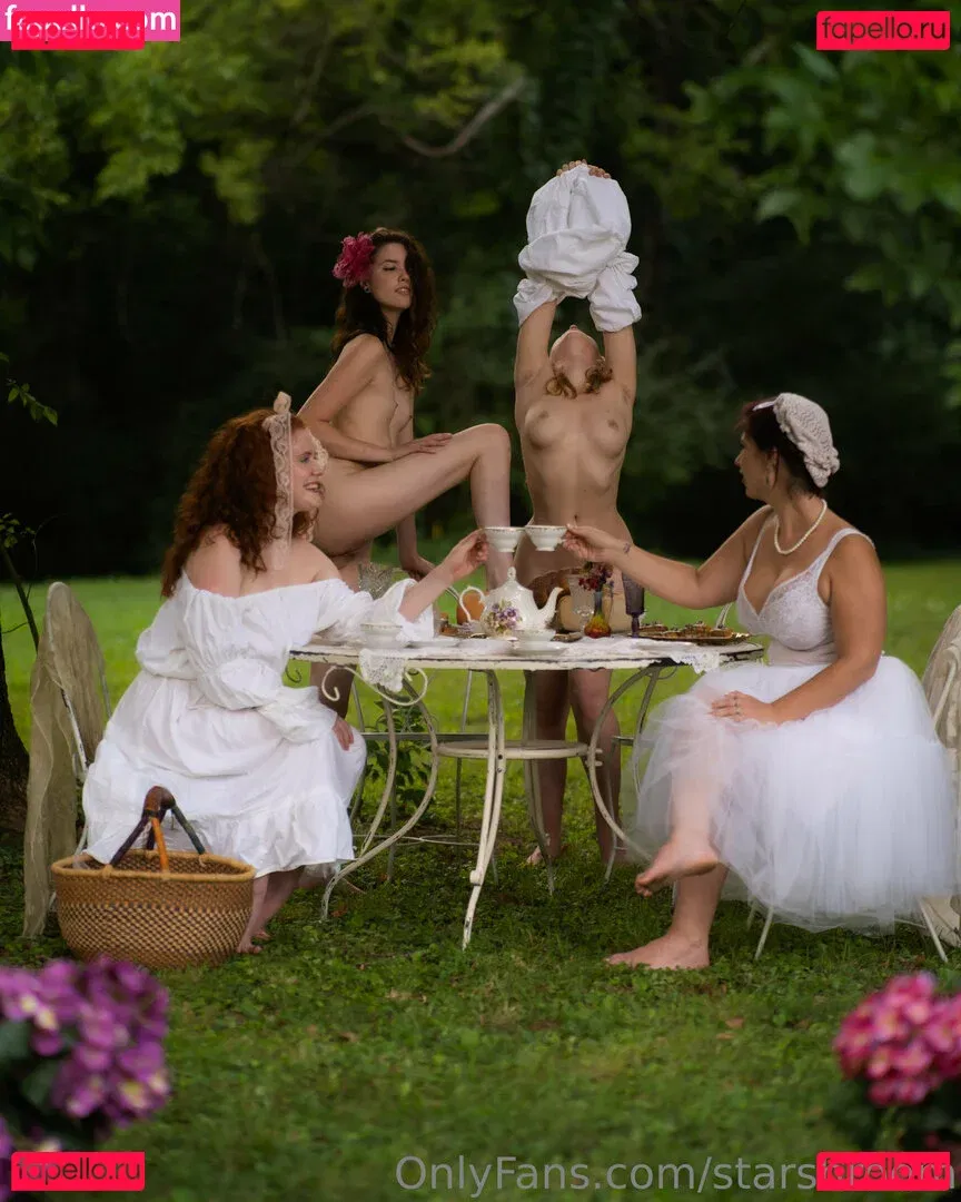 starshroom Onlyfans Photo Gallery 