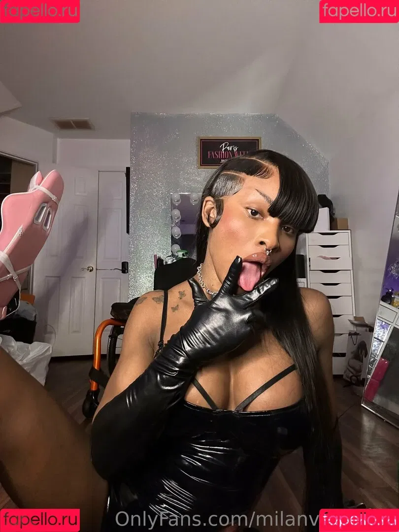 milanvalentine Onlyfans Photo Gallery 