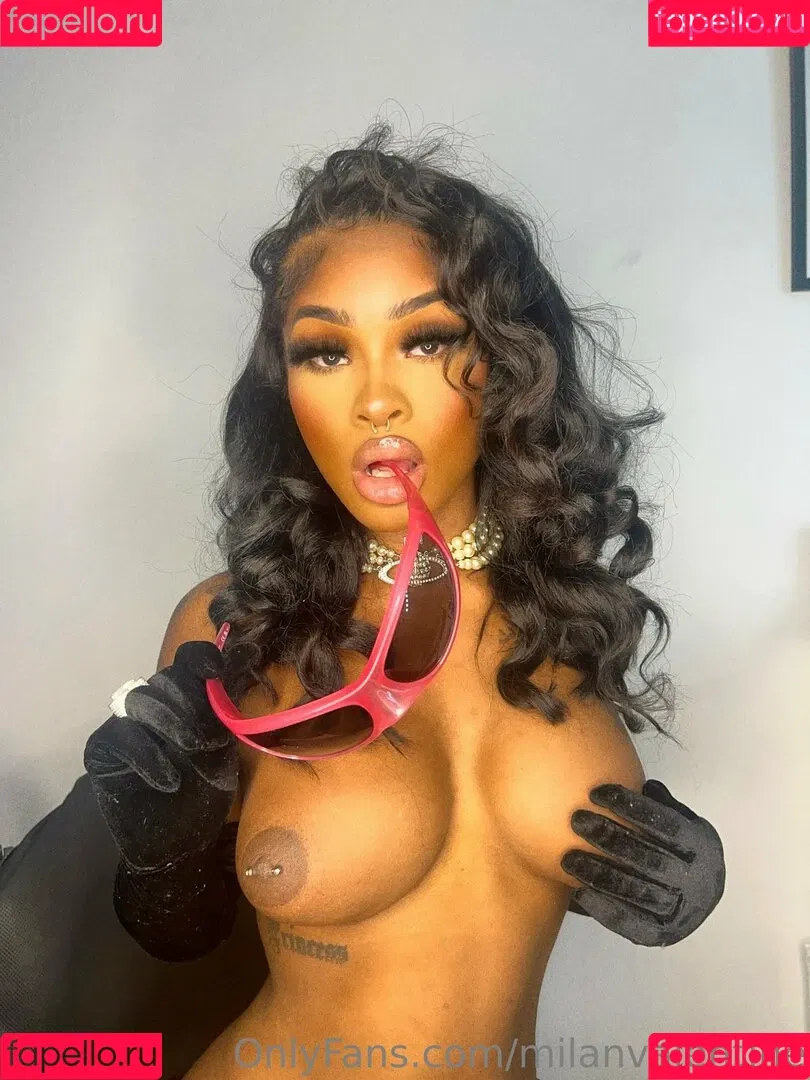 milanvalentine Onlyfans Photo Gallery 