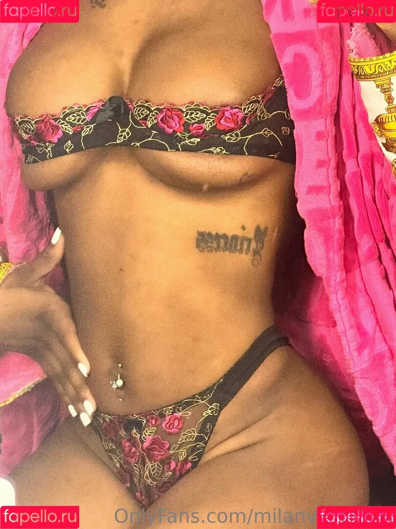 milanvalentine Onlyfans Photo Gallery 