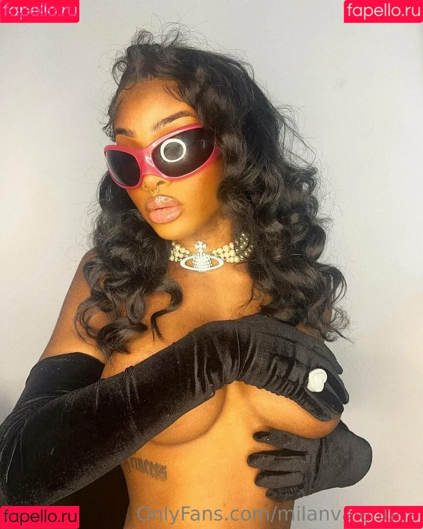 milanvalentine Onlyfans Photo Gallery 