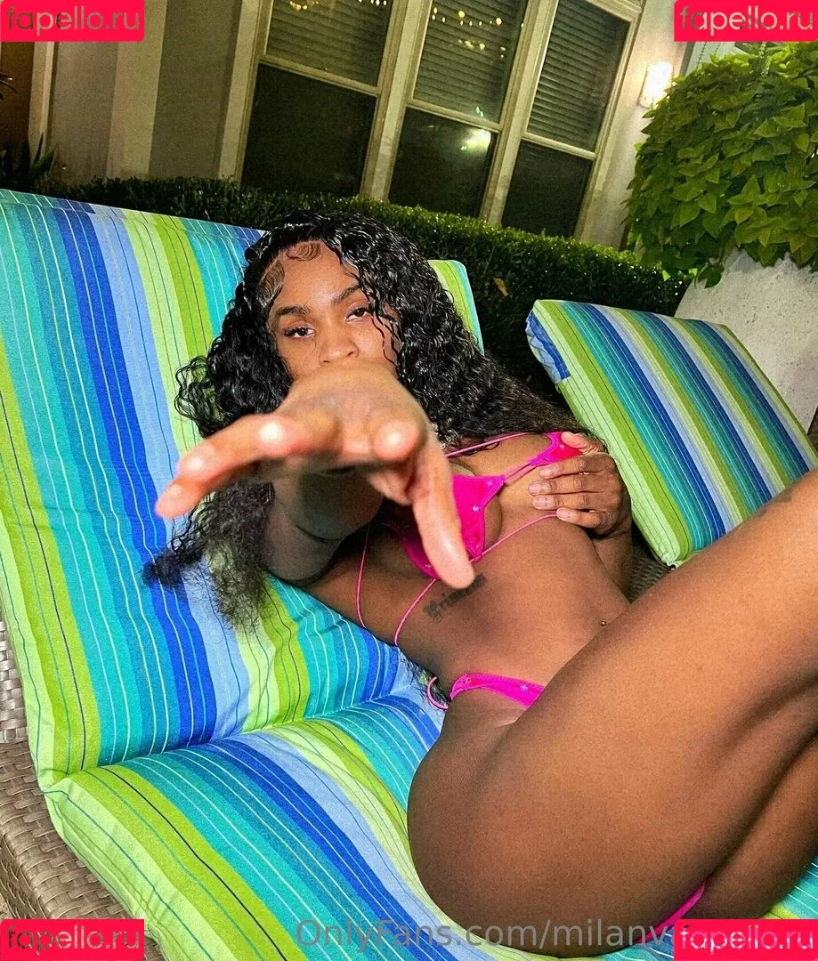 milanvalentine Onlyfans Photo Gallery 