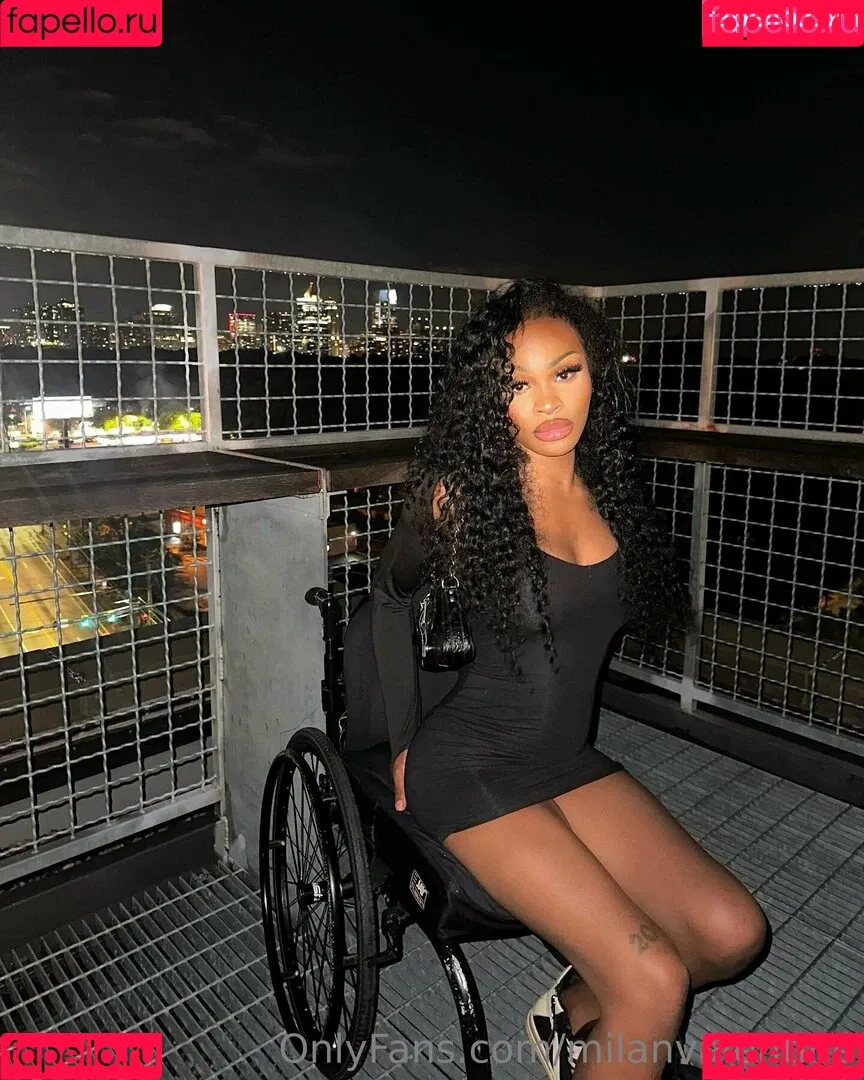 milanvalentine Onlyfans Photo Gallery 