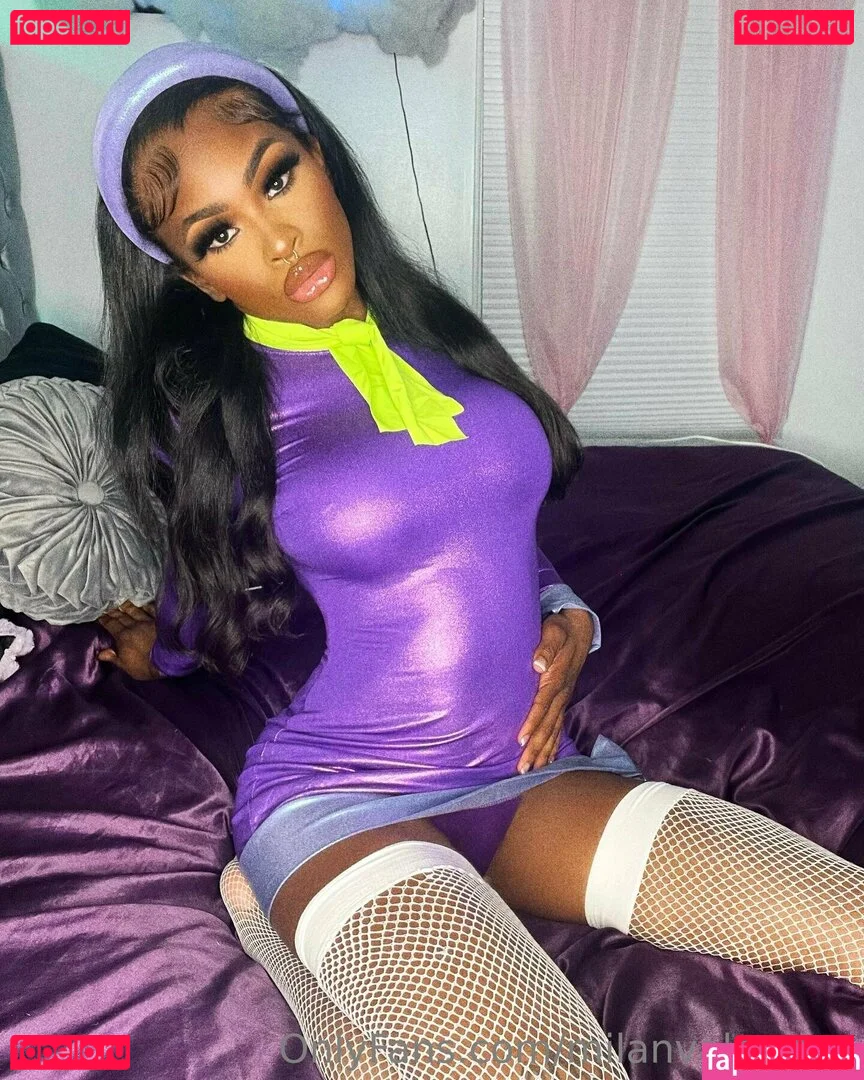 milanvalentine Onlyfans Photo Gallery 