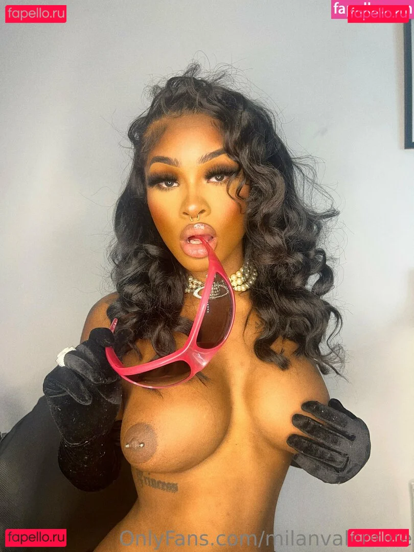 milanvalentine Onlyfans Photo Gallery 