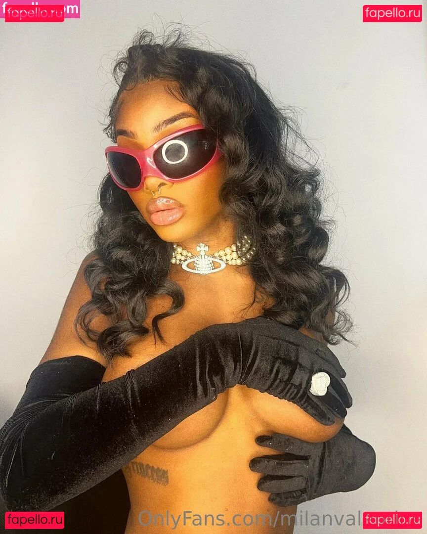 milanvalentine Onlyfans Photo Gallery 