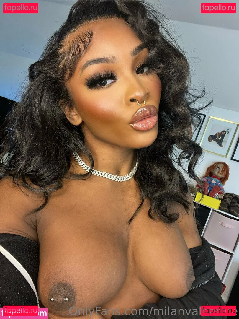 milanvalentine Onlyfans Photo Gallery 