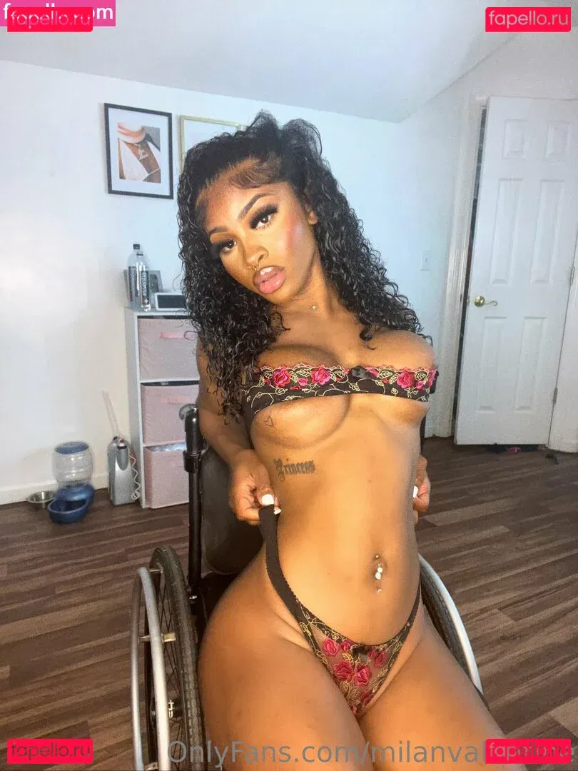 milanvalentine Onlyfans Photo Gallery 